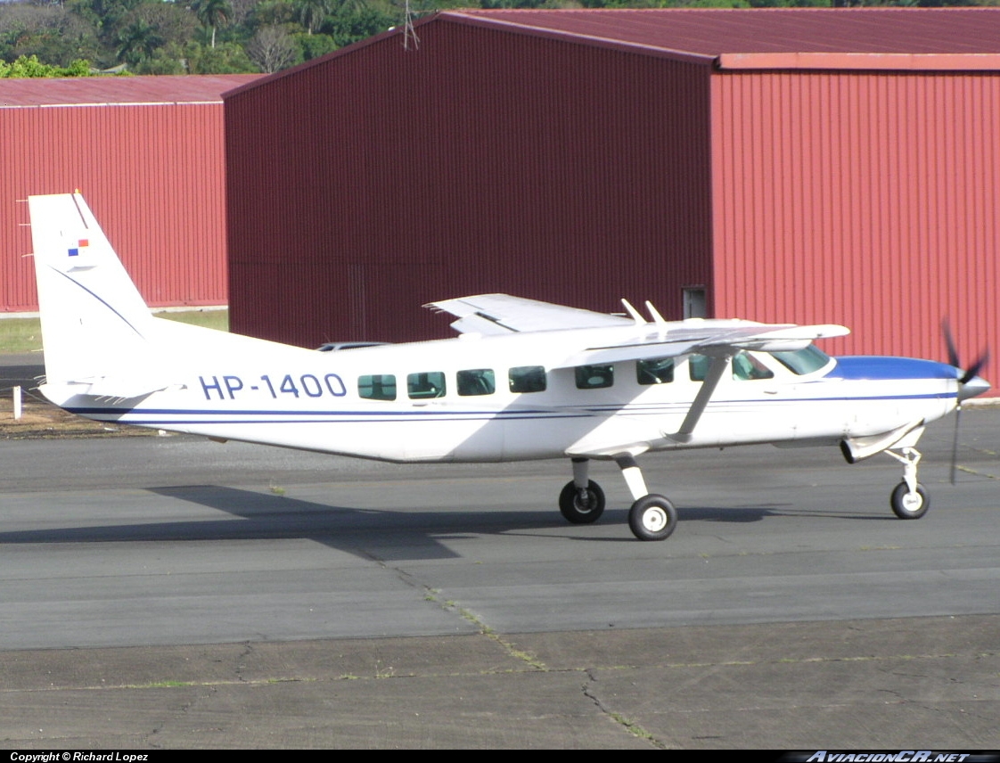 HP-1400 - Cessna 208 Caravan - Privado