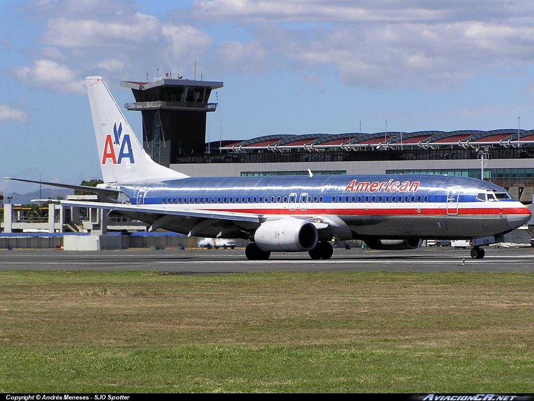 N957AN - Boeing 737-823 - American Airlines