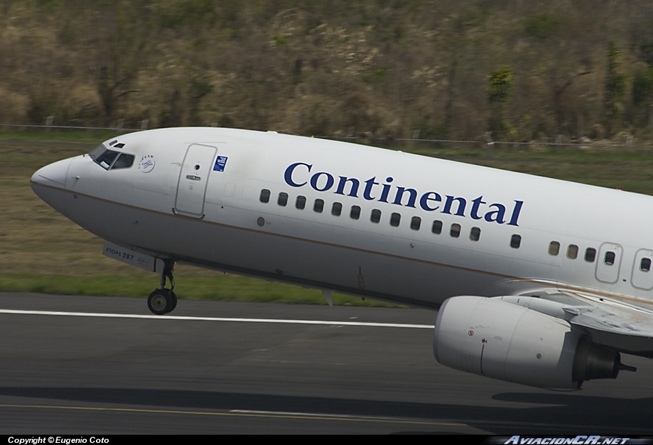 N37287 - Boeing 737-824 - Continental Airlines