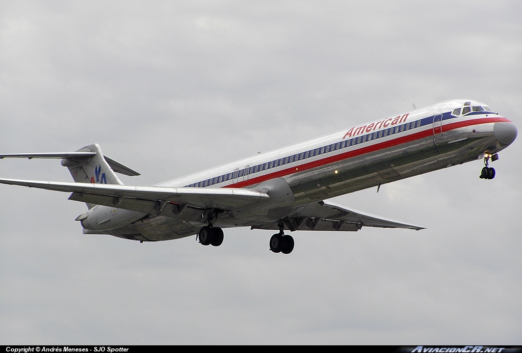 N409AA - McDonnell Douglas MD-80 - American Airlines