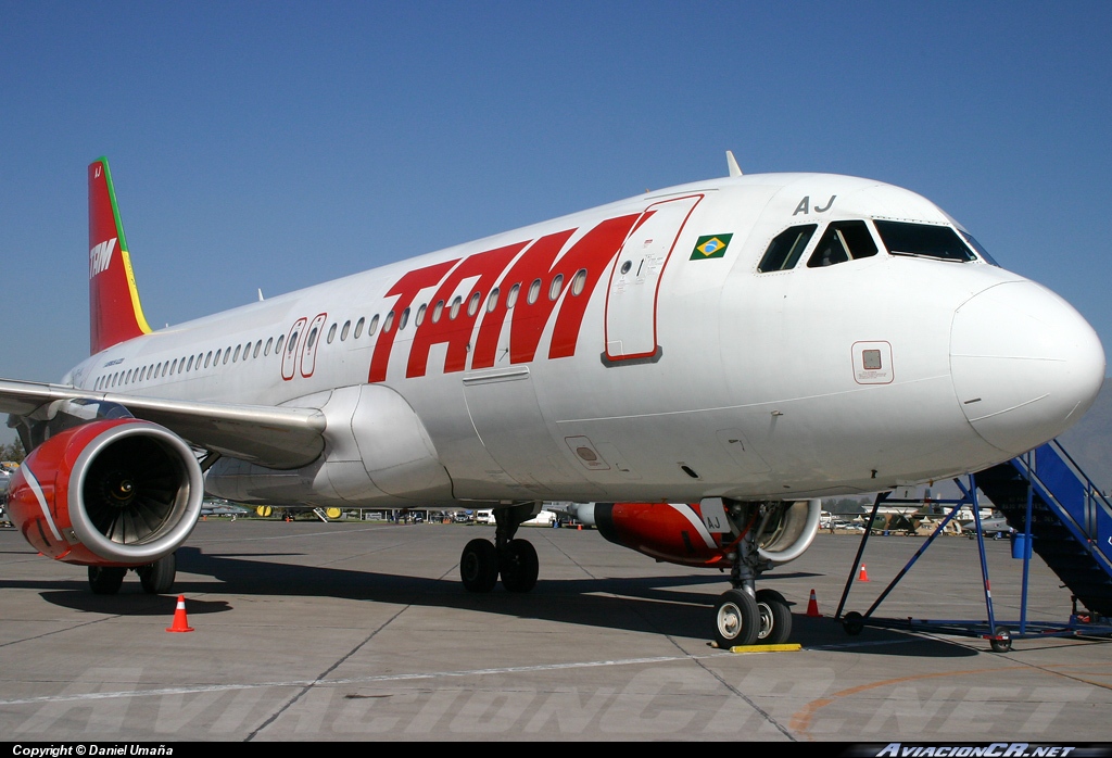 PR-MAJ - Airbus A320-232 - TAM