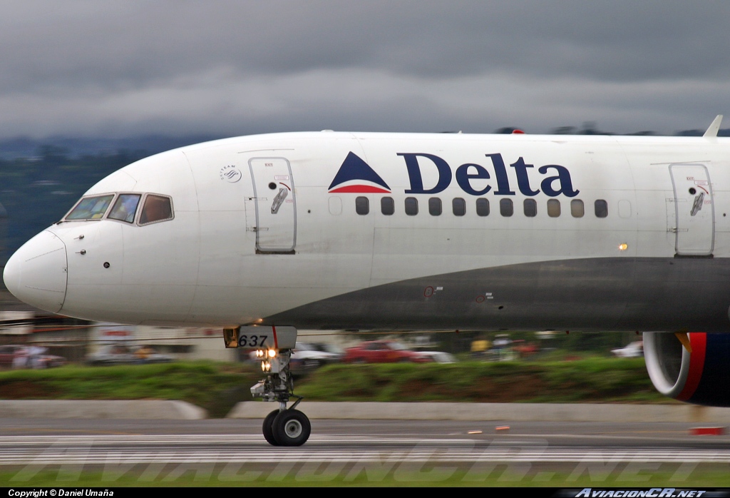N637DL - Boeing 757-232 - Delta Air Lines