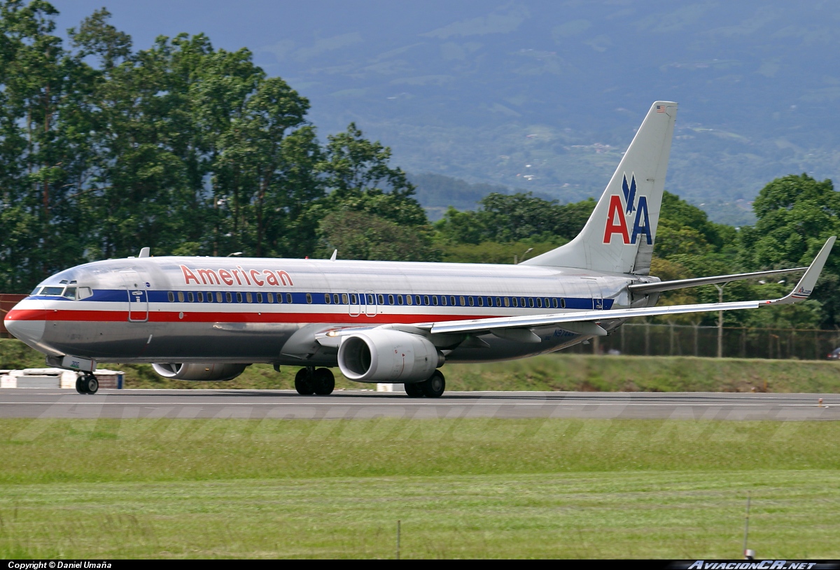 N974AN - Boeing 737-823 - American Airlines