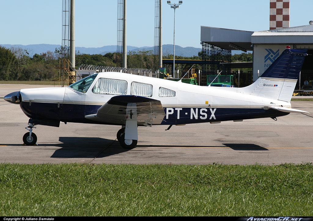 PT-NSX - Embraer 711 Corisco - Privado
