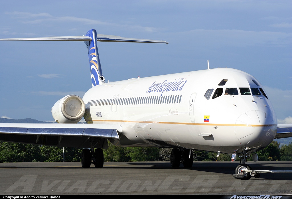 HK-4399 - McDonnell Douglas MD-82 - AeroRepublica
