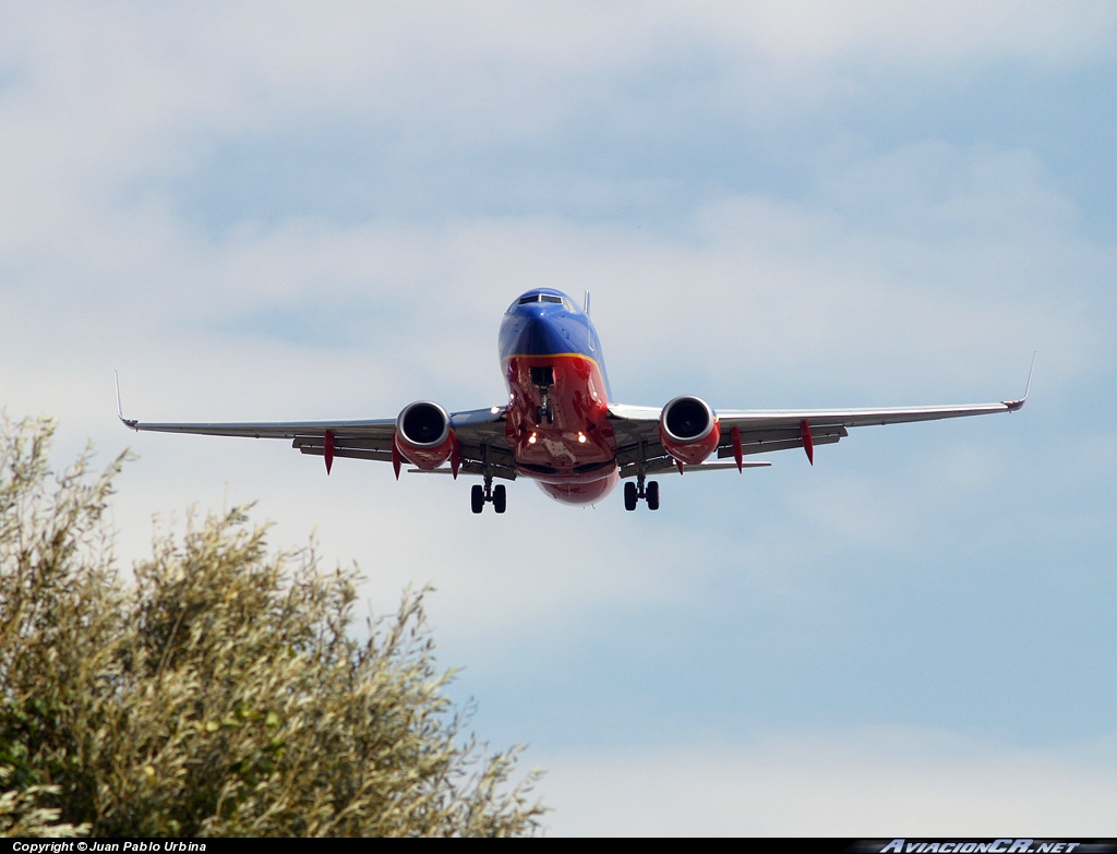  - Boeing 737-700 - Southwest Airlines
