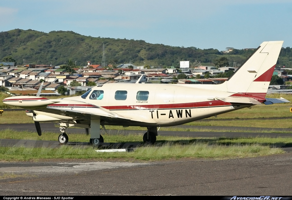 TI-AWN - Piper PA-31T-620 Cheyenne II - Privado