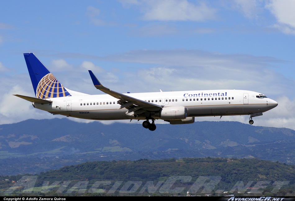 N24224 - Boeing 737-824 - Continental Airlines