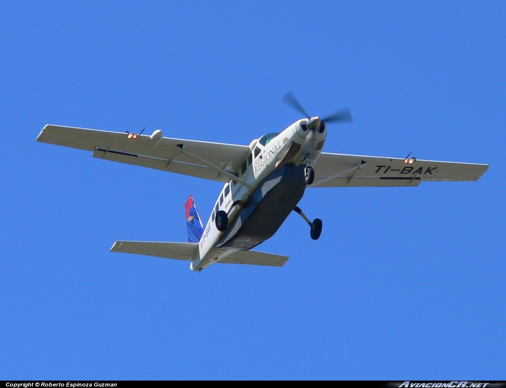 TI-BAK - Cessna 208B Grand Caravan - SANSA - Servicios Aereos Nacionales S.A.