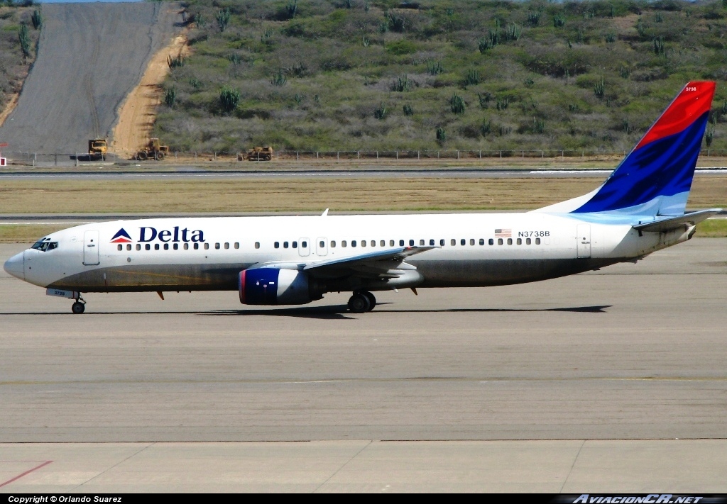 N3738B - Boeing 737-800 - Delta Air Lines