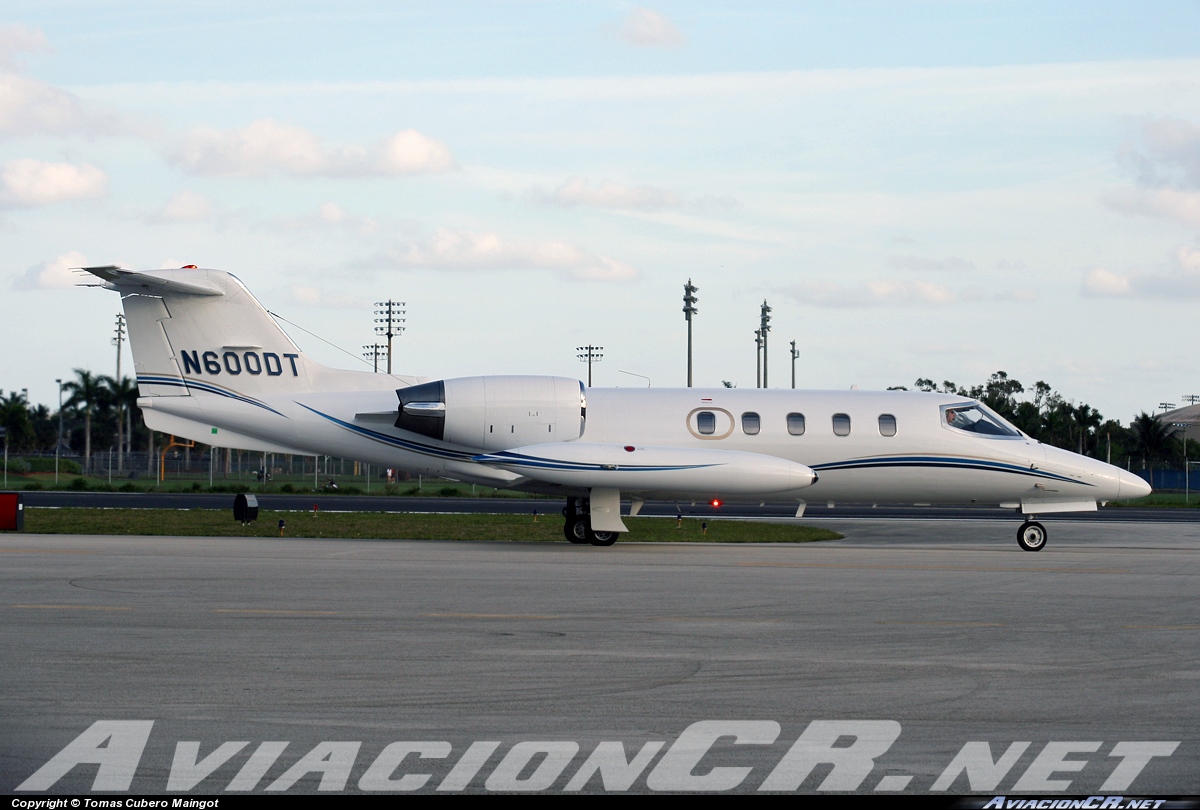 N600DT - Gates Learjet 35A - Privado