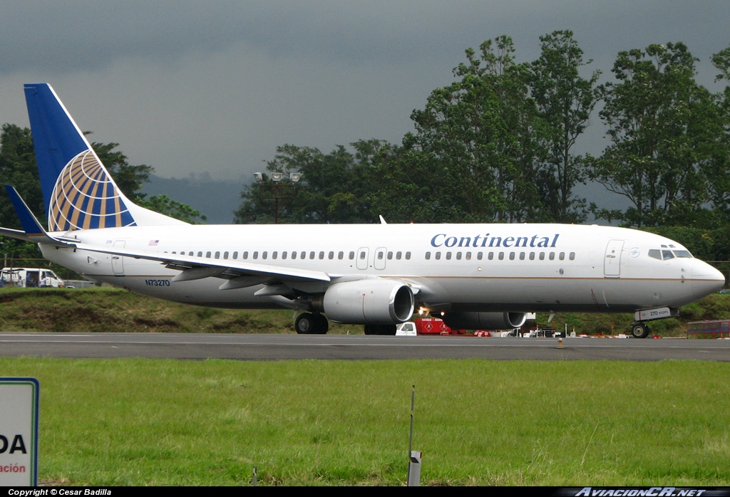 N73270 - Boeing 737-800 - Continental Airlines