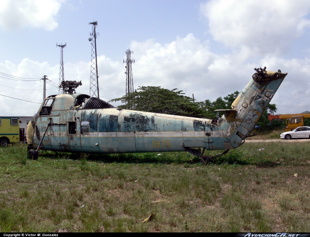 1975 - SIKORSKY S-58A (UH-34D) SEAHORSE - Desconocida