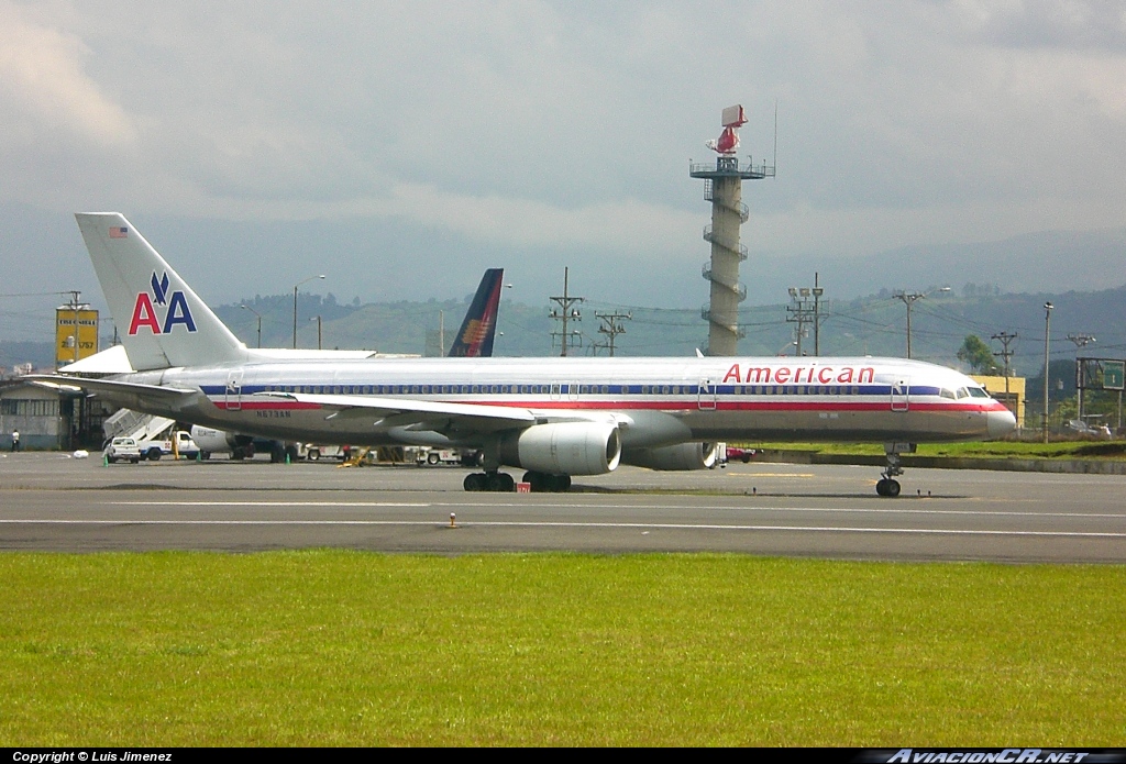 N674AN - Boeing 757-223 - American Airlines