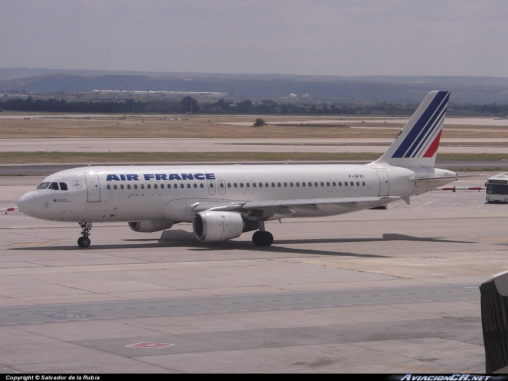 F-GFKI - Airbus A320-211 - Air France