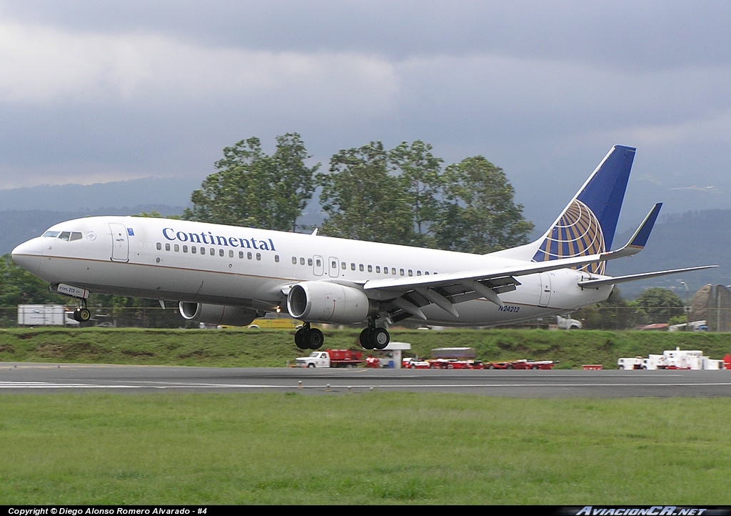 N24212 - Boeing 737-824 - Continental Airlines