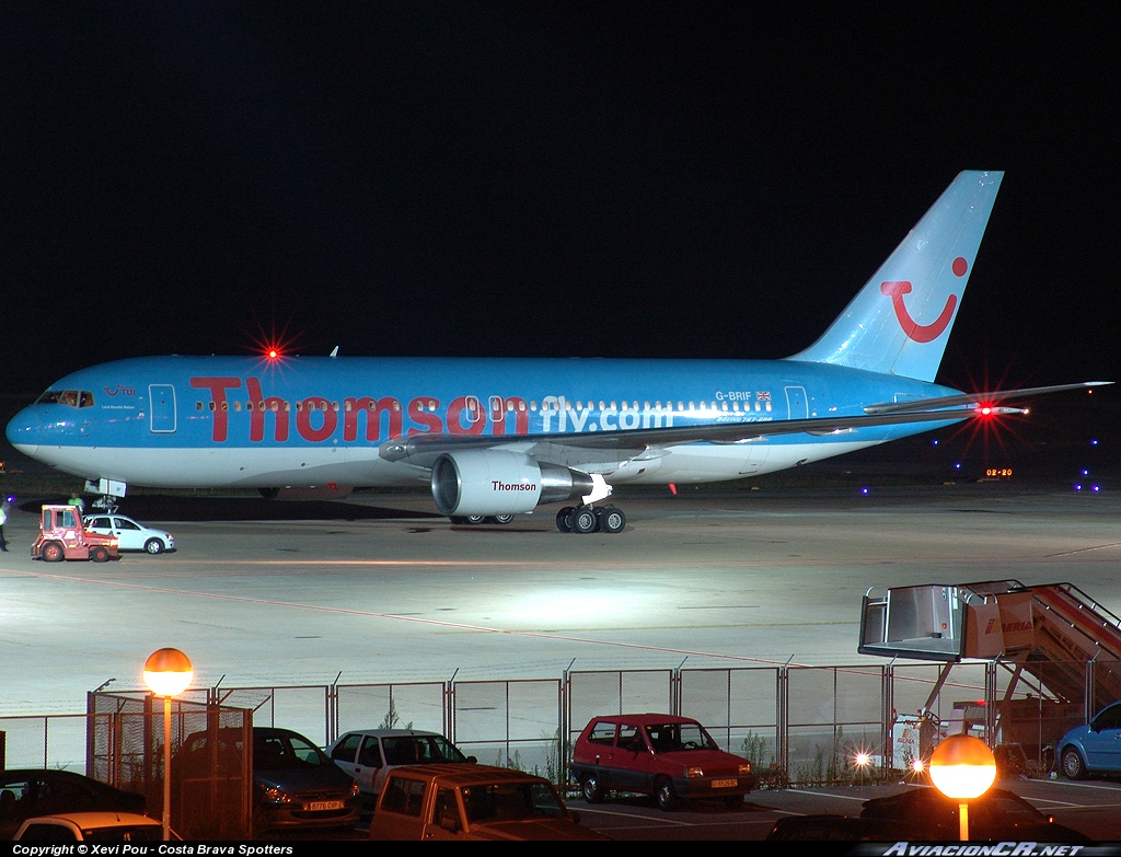 G-BRIF - Boeing 767-204/ER - Thomsonfly