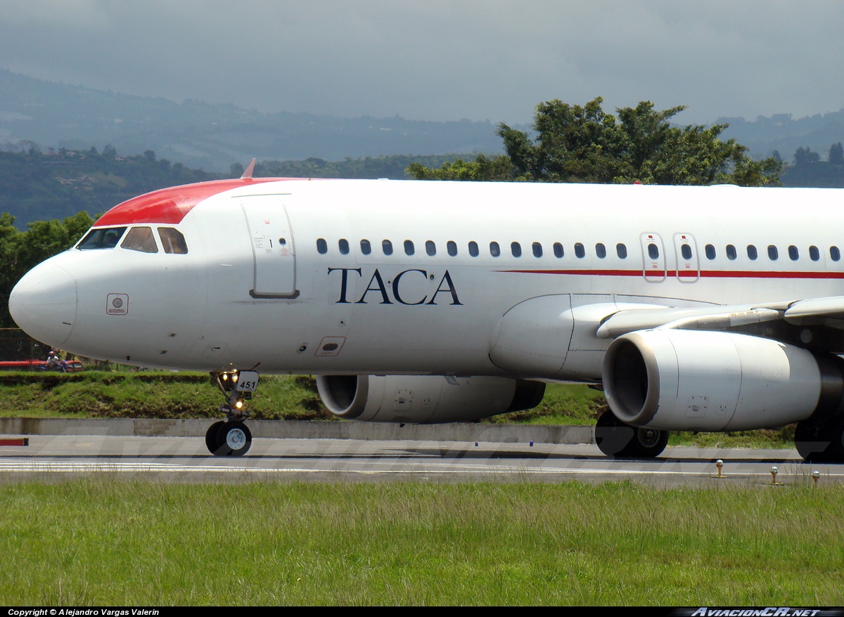 N451TA - Airbus A320-233 - TACA