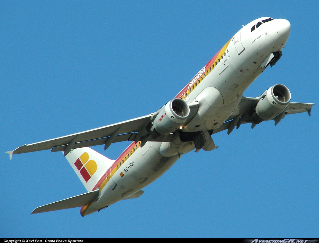 EC-HDO - Airbus A320-214 - Iberia