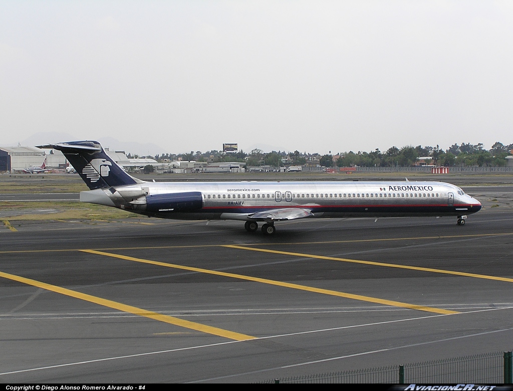 XA-AMV - McDonnell Douglas MD-88 - Aeromexico