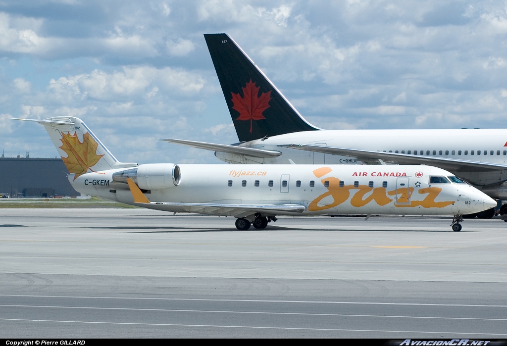 C-GKEM - Bombardier CRJ (Canadair Regional Jet) - Jazz (Air Canada)
