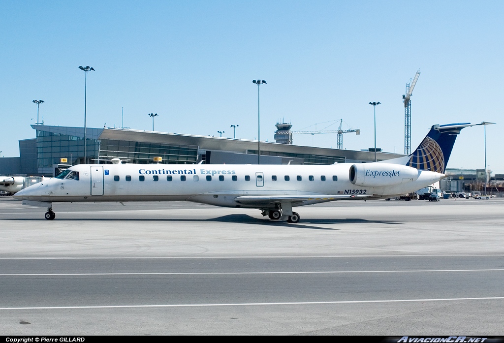 N15932 - Embraer EMB-145EP (ERJ-145EP) - Continental Express