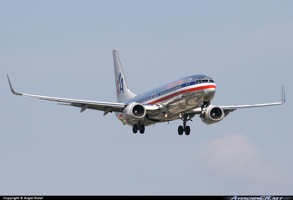 N918AN - Boeing 737-823 - American Airlines