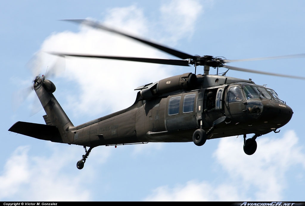 8524468 - Sikorsky S-70 (H-60 Black Hawk/Seahawk) - USA - Armada / Army