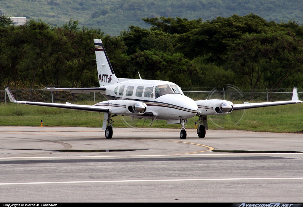 N477HF - Piper PA-31-325 Navajo C/R - Privado