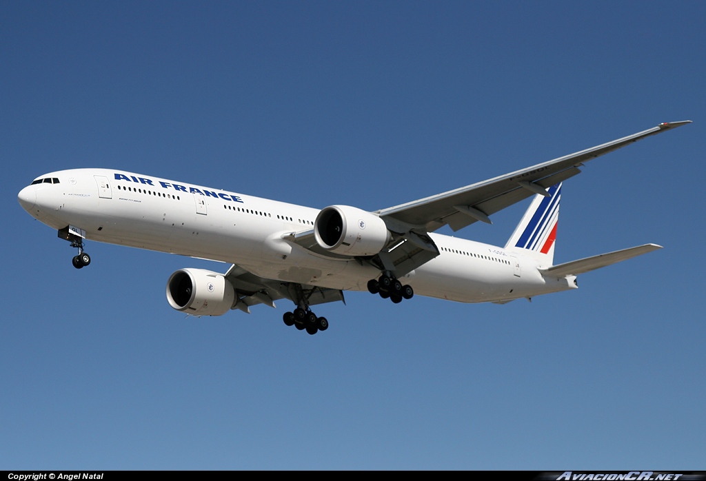 F-GSQL - Boeing 777-328/ER - Air France
