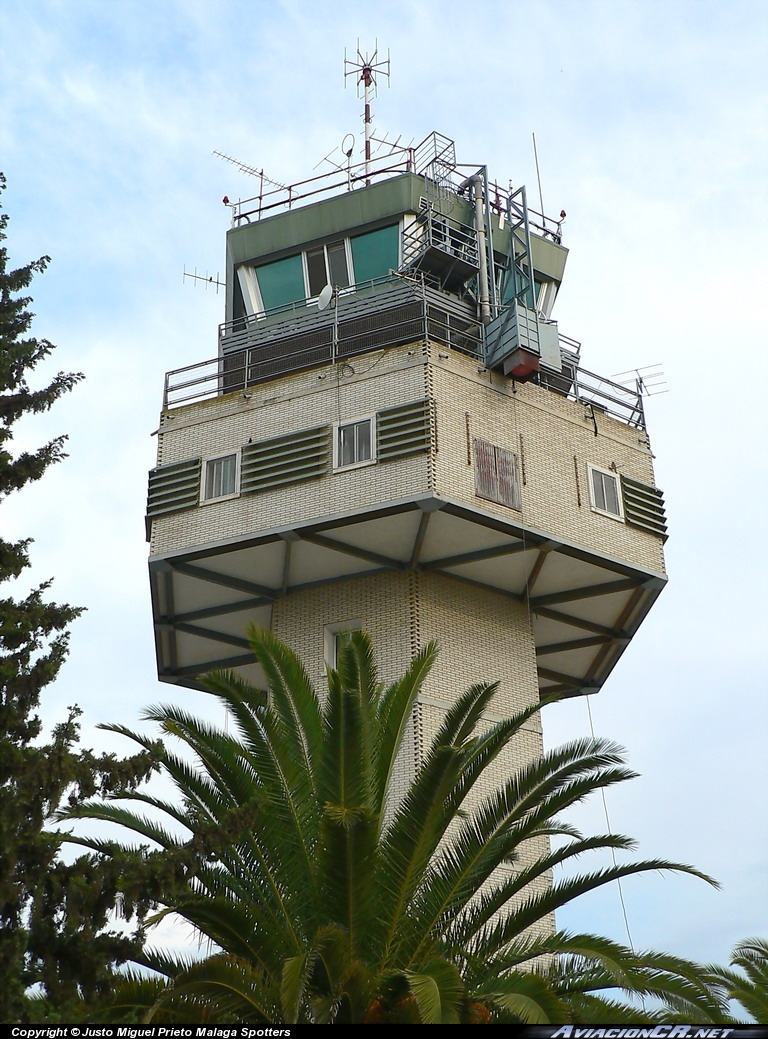 LEJR - Torre de control - Aeropuerto
