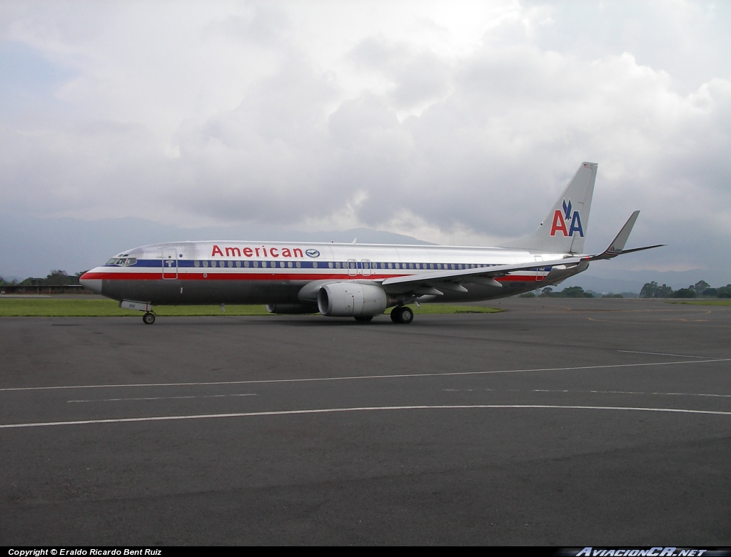 N972AN - Boeing 737-823 - American Airlines