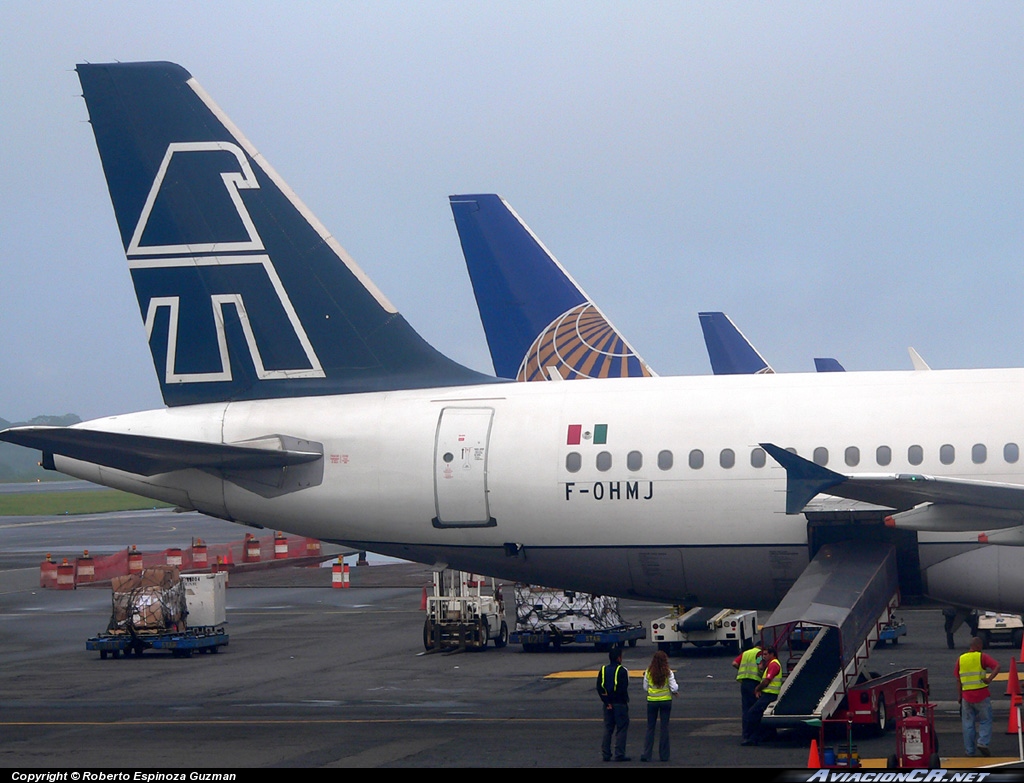 F-OHMJ - Airbus A320-231 - Mexicana