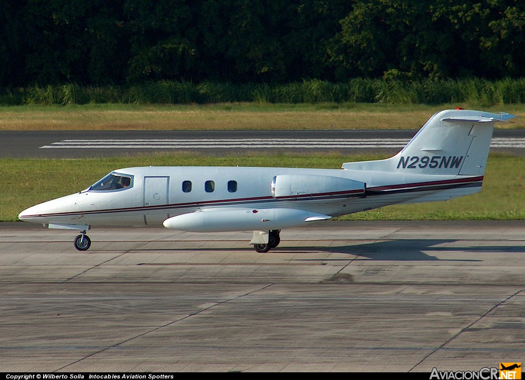 N295NW - Learjet 24 (Genérico) - Privado