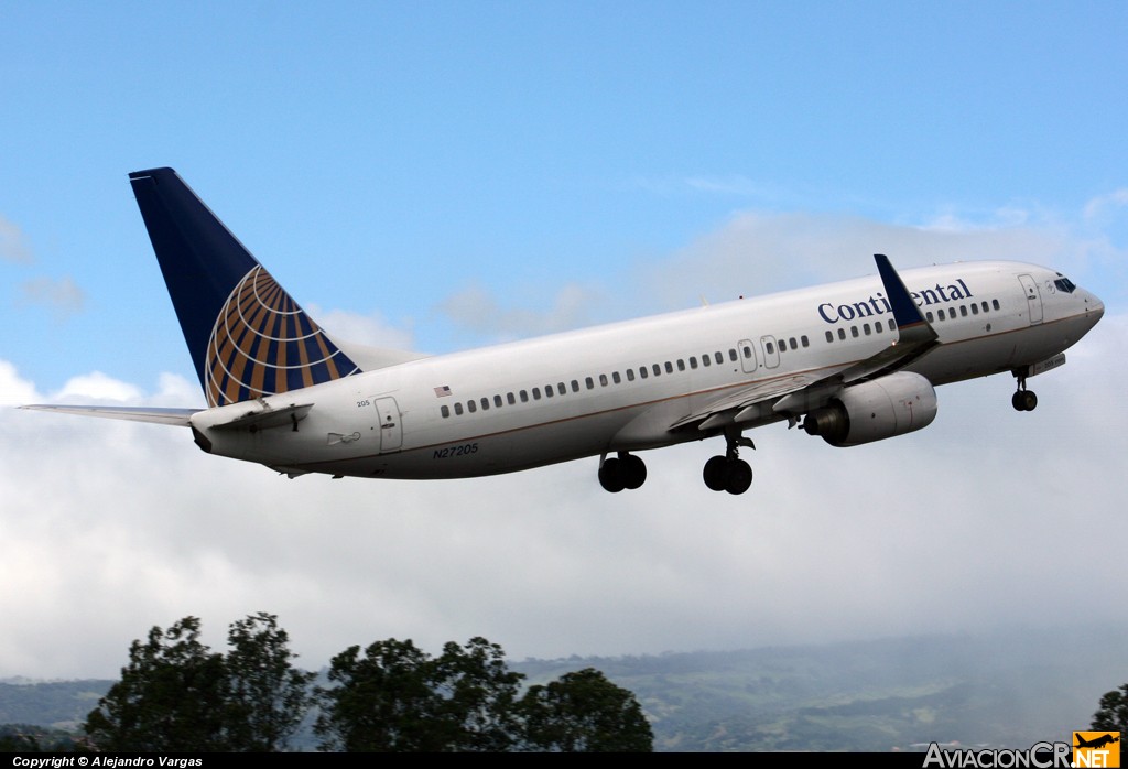 N27205 - Boeing 737-824 - United Airlines