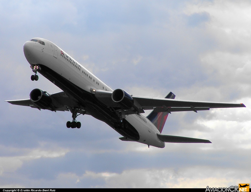 N134DL - Boeing 767-300 - Delta Air Lines
