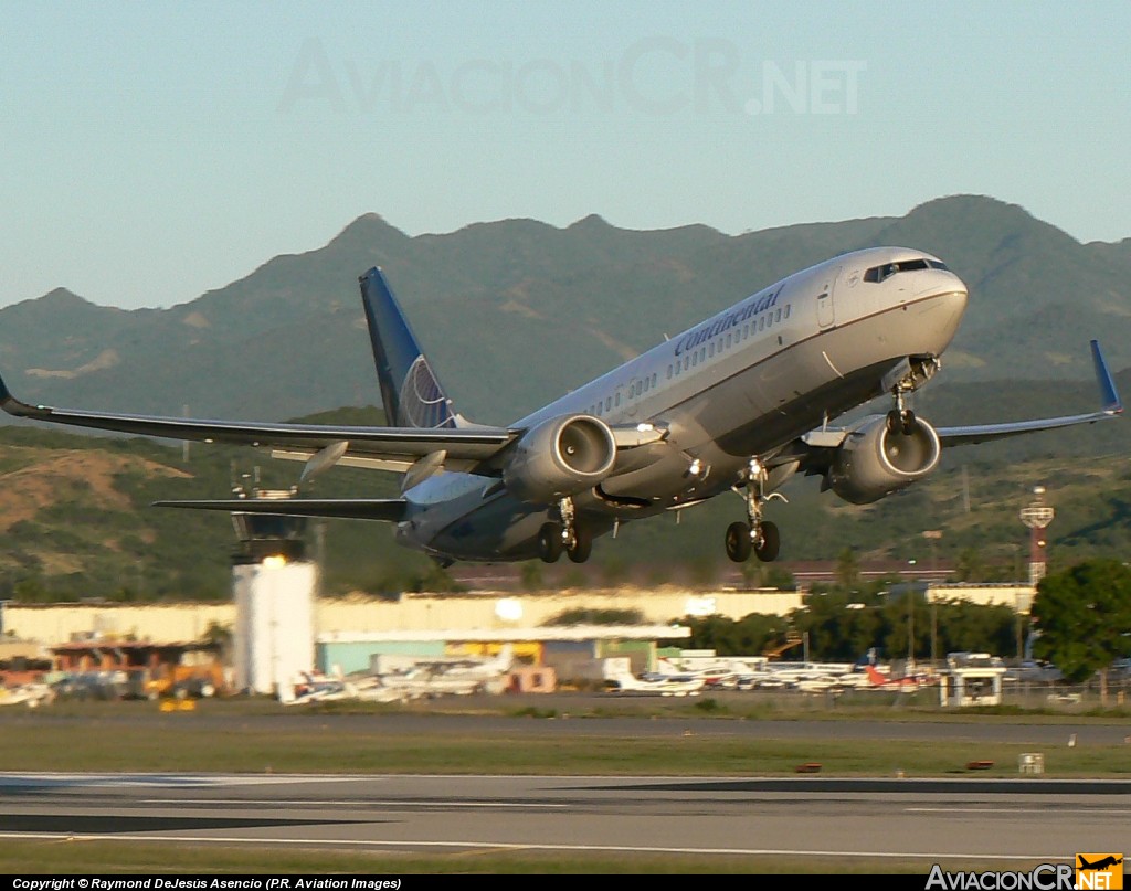 N76502 - Boeing 737-824 - Continental Airlines