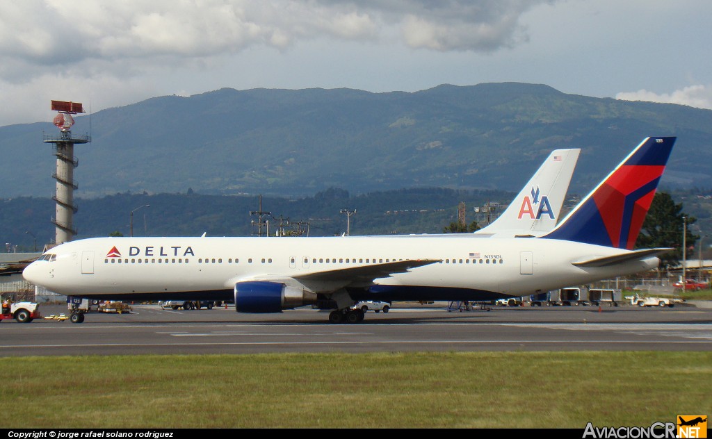 N135DC - Boeing 767 (Genérico) - Delta Airlines
