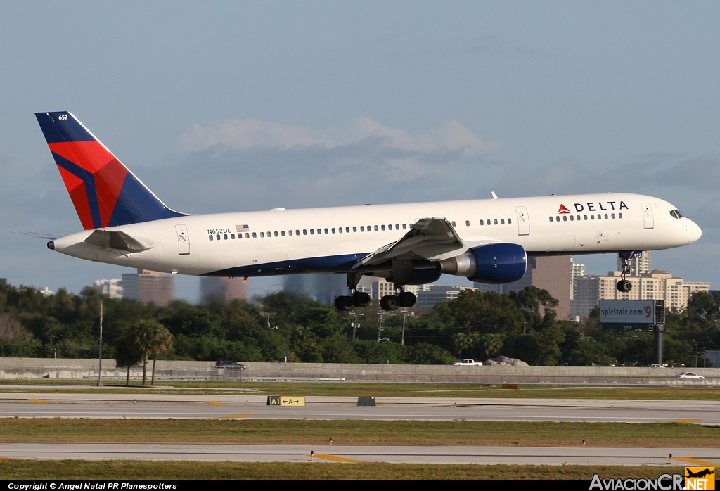 N652DL - Boeing 757-232 - Delta Air Lines