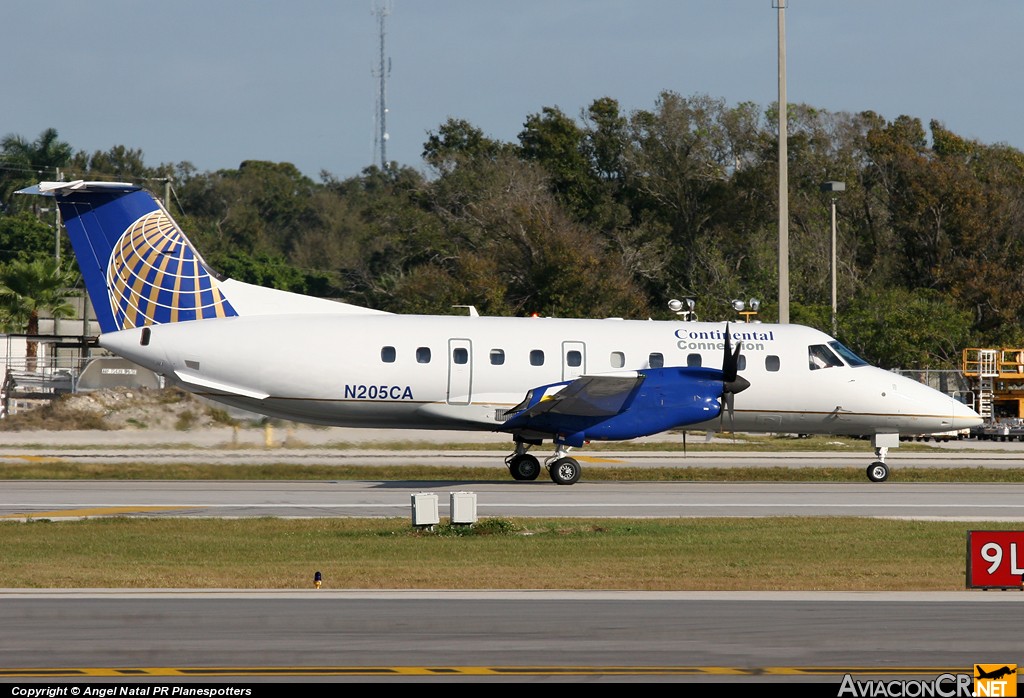 N205CA - Embraer EMB-120ER Brasilia - Continental Connection (Gulfstream International Airlines)