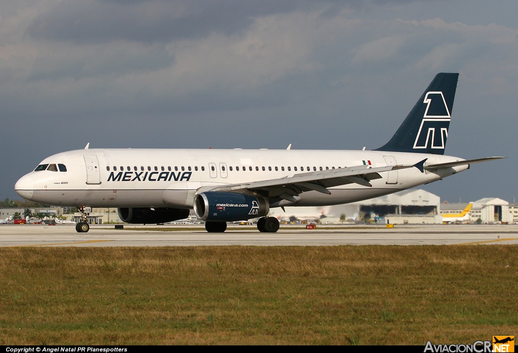 N428MX - Airbus A320-231 - Mexicana
