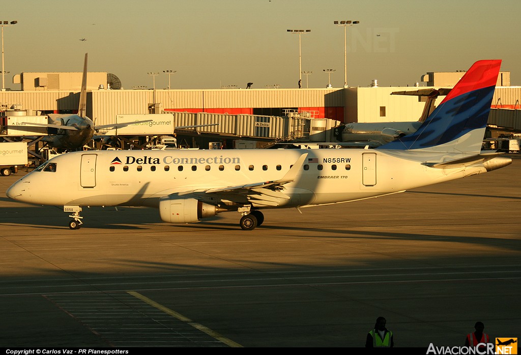 N858RW - Embraer ERJ-170-100SE - Delta Airlines