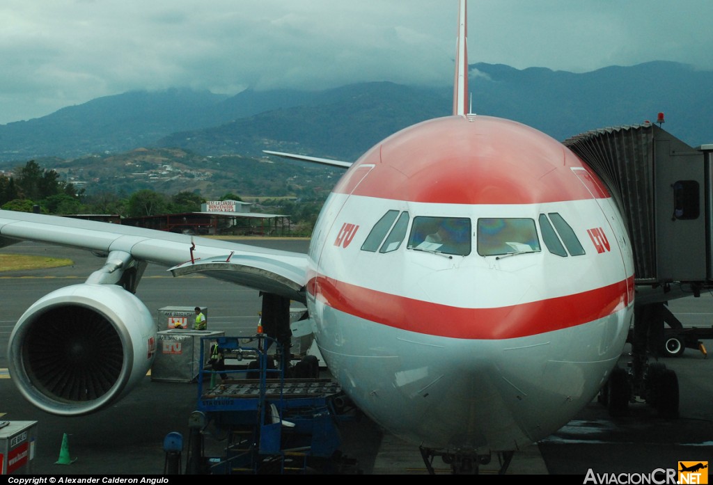 D-ALPE - Airbus A330-203 - LTU - Lufttransport-Unternehmen