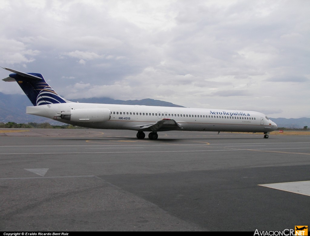 HK-4315 - McDonnell Douglas MD-83 (DC-9-83) - AeroRepublica