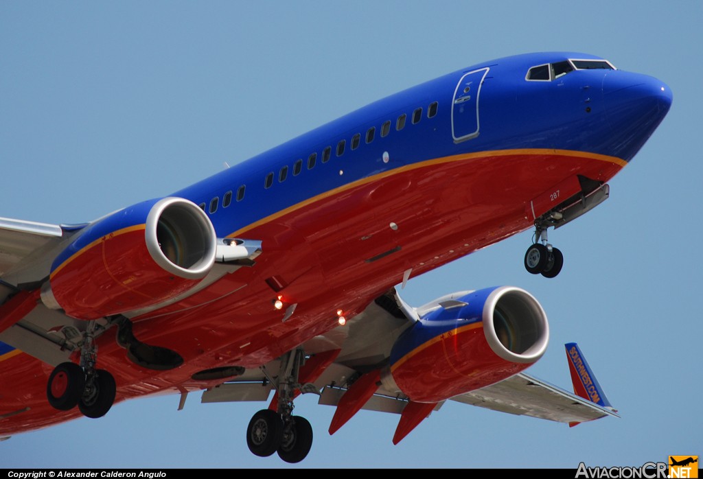 N287WN - Boeing 737-7H4 - Southwest Airlines