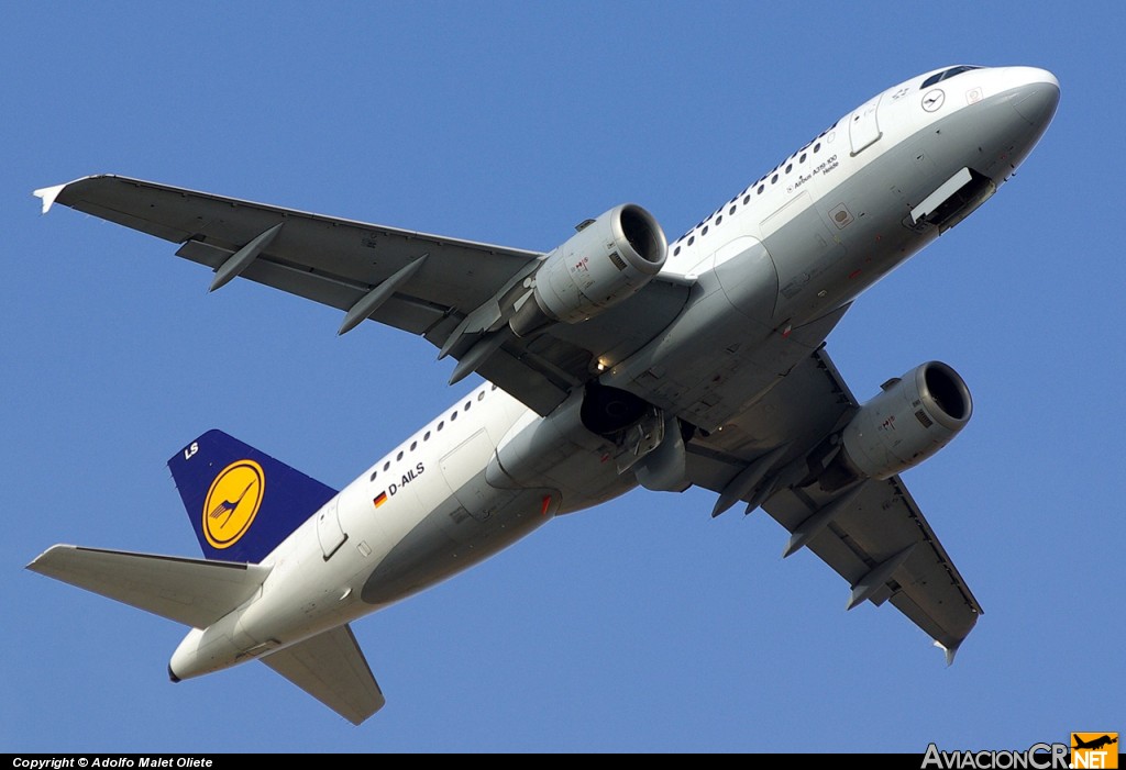D-AILS - Airbus A320-216 - Lufthansa