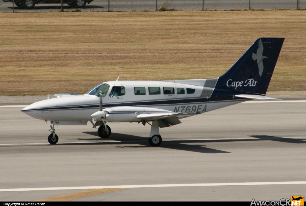 N769EA - Cessna 402C - Cape Air