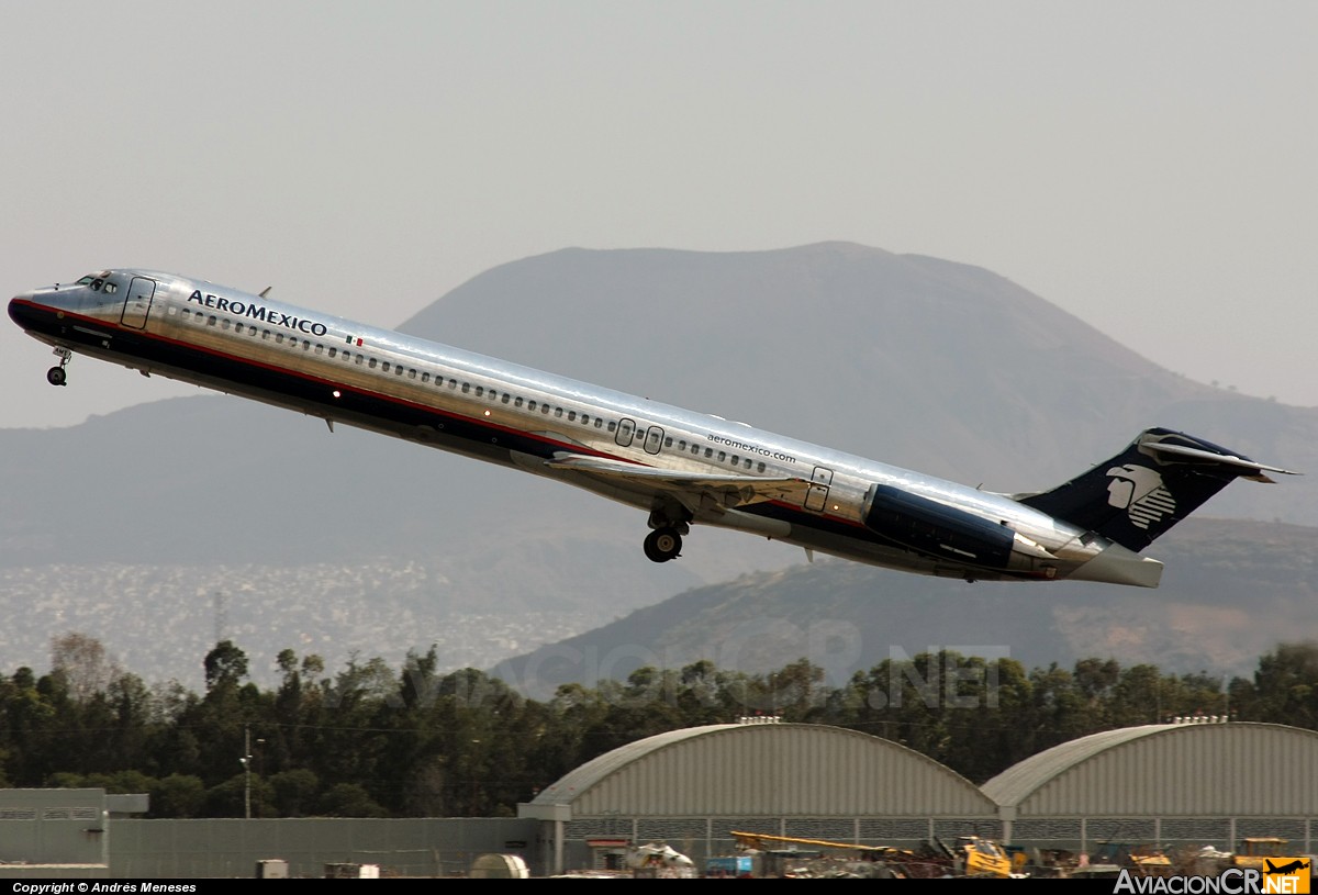 XA-AMT - McDonnell Douglas MD-88 - Aeromexico