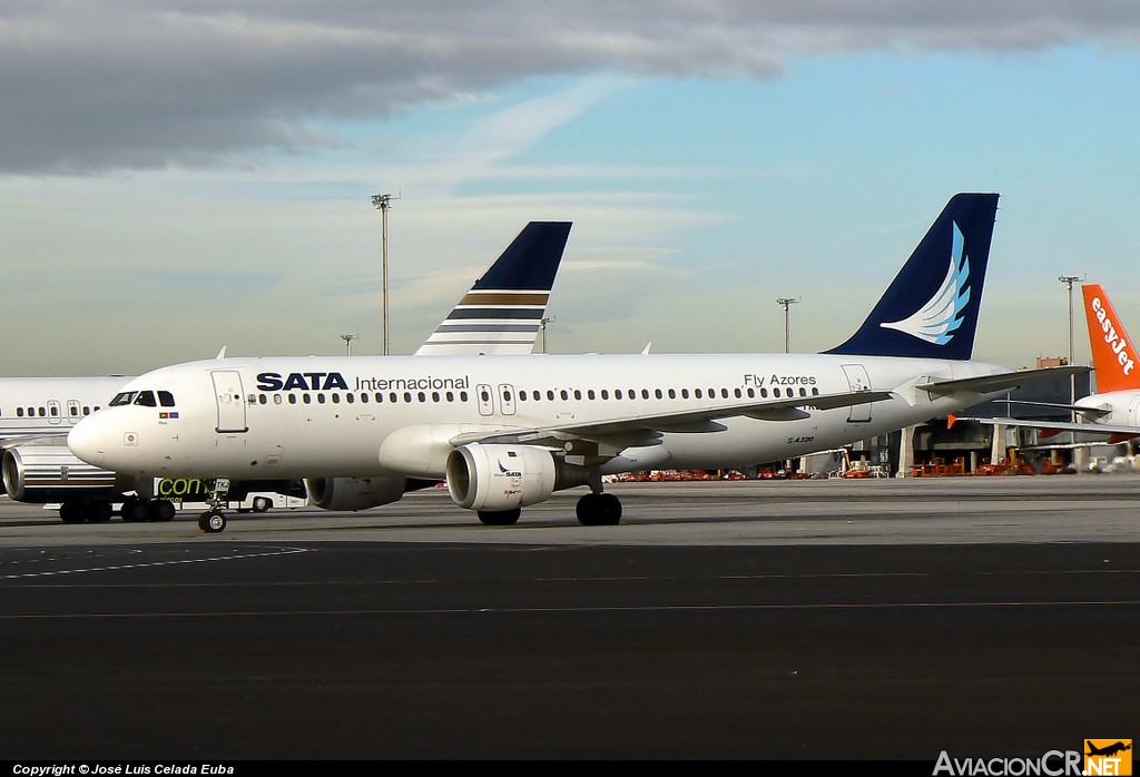 CS-TKJ - Airbus A320-212 - SATA Internacional