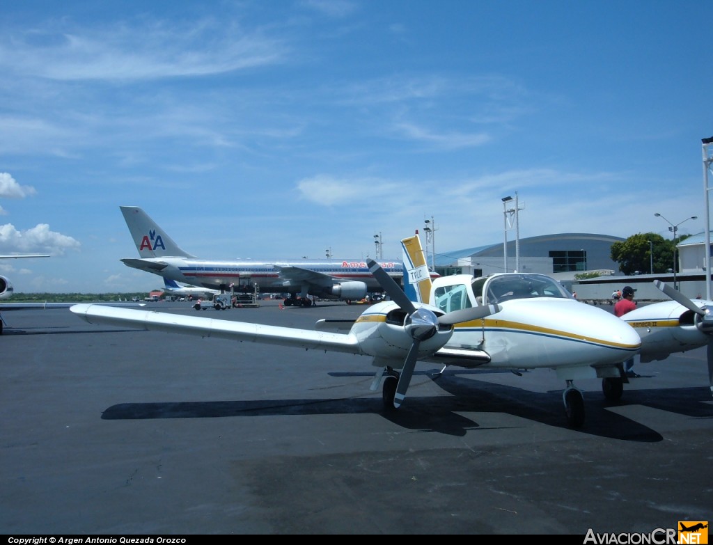 TG-LIC - Piper PA-34-200T Seneca II - Desconocida